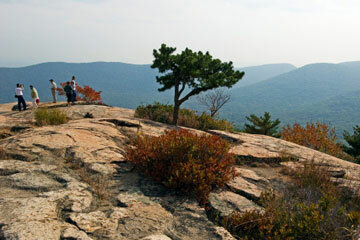 A Guide To Hiking Bear Mountain Howstuffworks