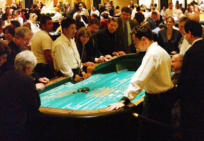 How to Win at Craps: 5 Invincible Craps Betting Strategy Tips