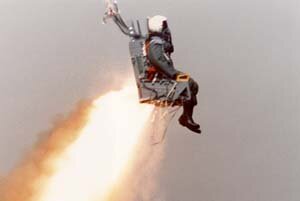 How Ejection Seats Work | HowStuffWorks