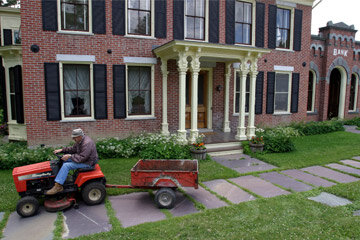 pull behind attachments for lawn tractor