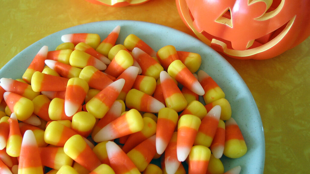 What Is Candy Corn and How Is It Made? | HowStuffWorks