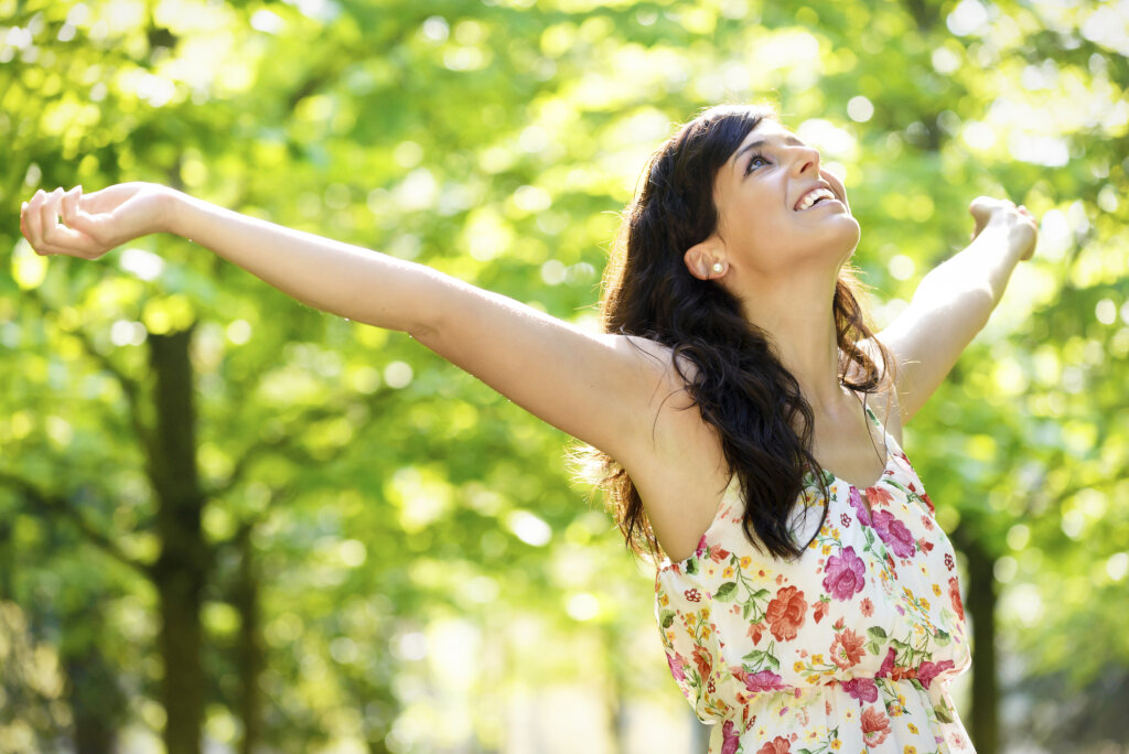 Hydroquinone and Your Underarms - Do underarm whitening creams really ...