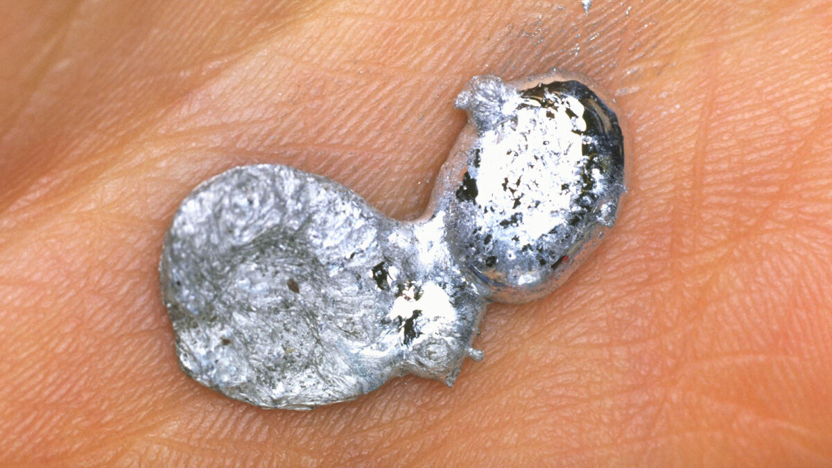 gallium-boils-at-4-044-degrees-f-but-will-also-melt-in-your-hand