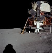 moon-landing-hoax-4.jpg