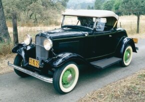 1932_deluxe_roadster.jpg