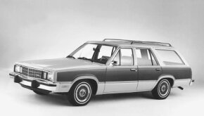 1978_fairmont_squire.jpg