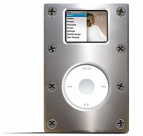 一些iPod用户会想方设法保护MP3播放器不受损坏。“border=