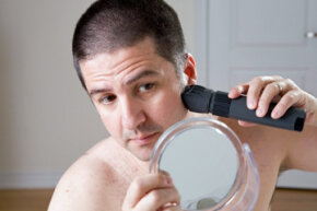 best electric face shaver for sensitive skin