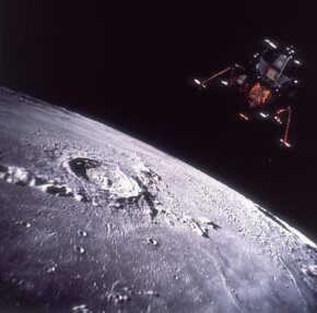 moon-landing-hoax-1.jpg