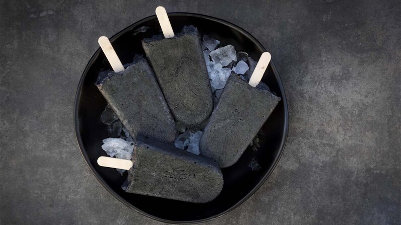 why-are-people-eating-activated-charcoal-howstuffworks