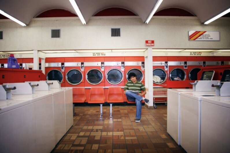 10 Laundromat Etiquette Rules  HowStuffWorks