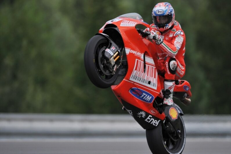 7: Longest Wheelie on a Motorcycle - 10 Motorcycle World ...