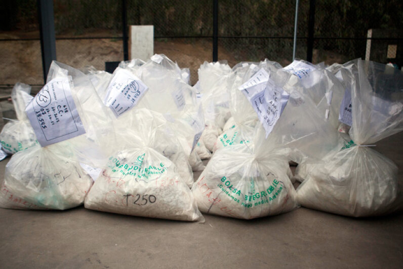 peruvian-cocaine-bags-622x415.jpg