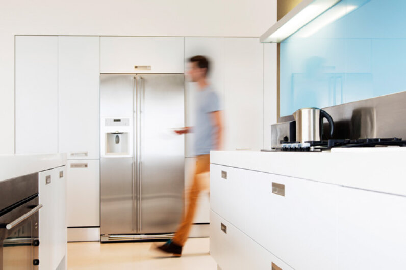 refrigerator-kitchen-622x415.jpg