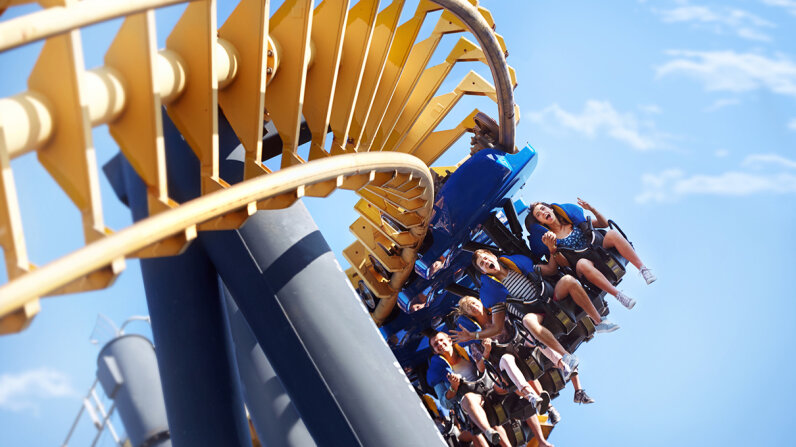 how-roller-coasters-work-howstuffworks