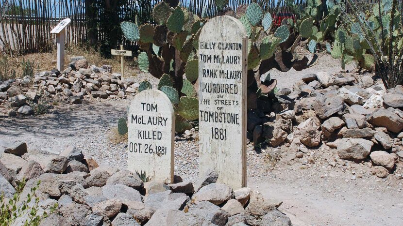 5 Facts About The Wild West S Deadly Doc Holliday Howstuffworks