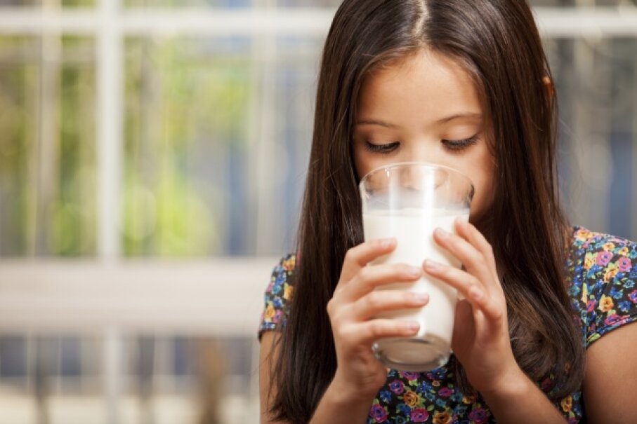 8 Milk Helps You Grow Tall and Strong 10 False Science Facts