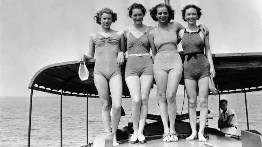 old style womens bathing suits