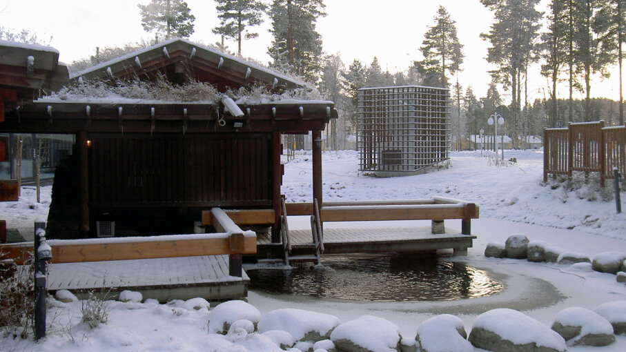 Is Cold-Shocking Your Body After a Sauna a Good Idea? | HowStuffWorks