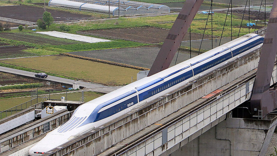 levitating train set