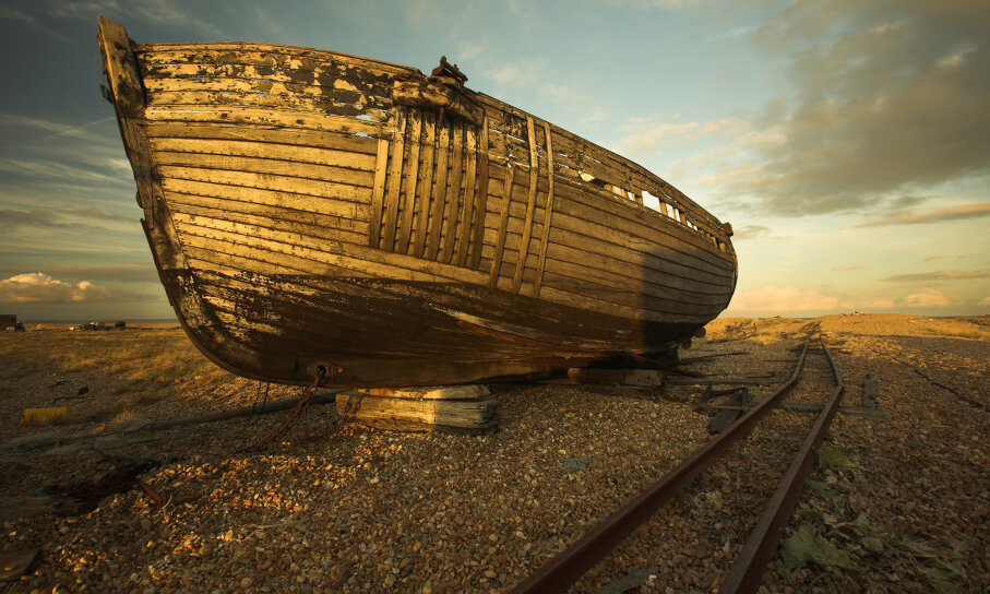 God told noah to build a boat