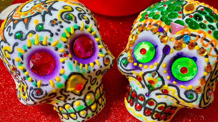 How to Make Day of the Dead Sugar Skulls | HowStuffWorks